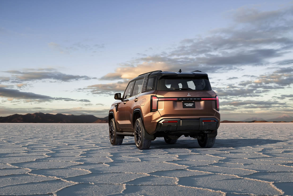 2027 Mitsubishi Pajero Tanıtıldı: Aracın Altını Gösteren SUV